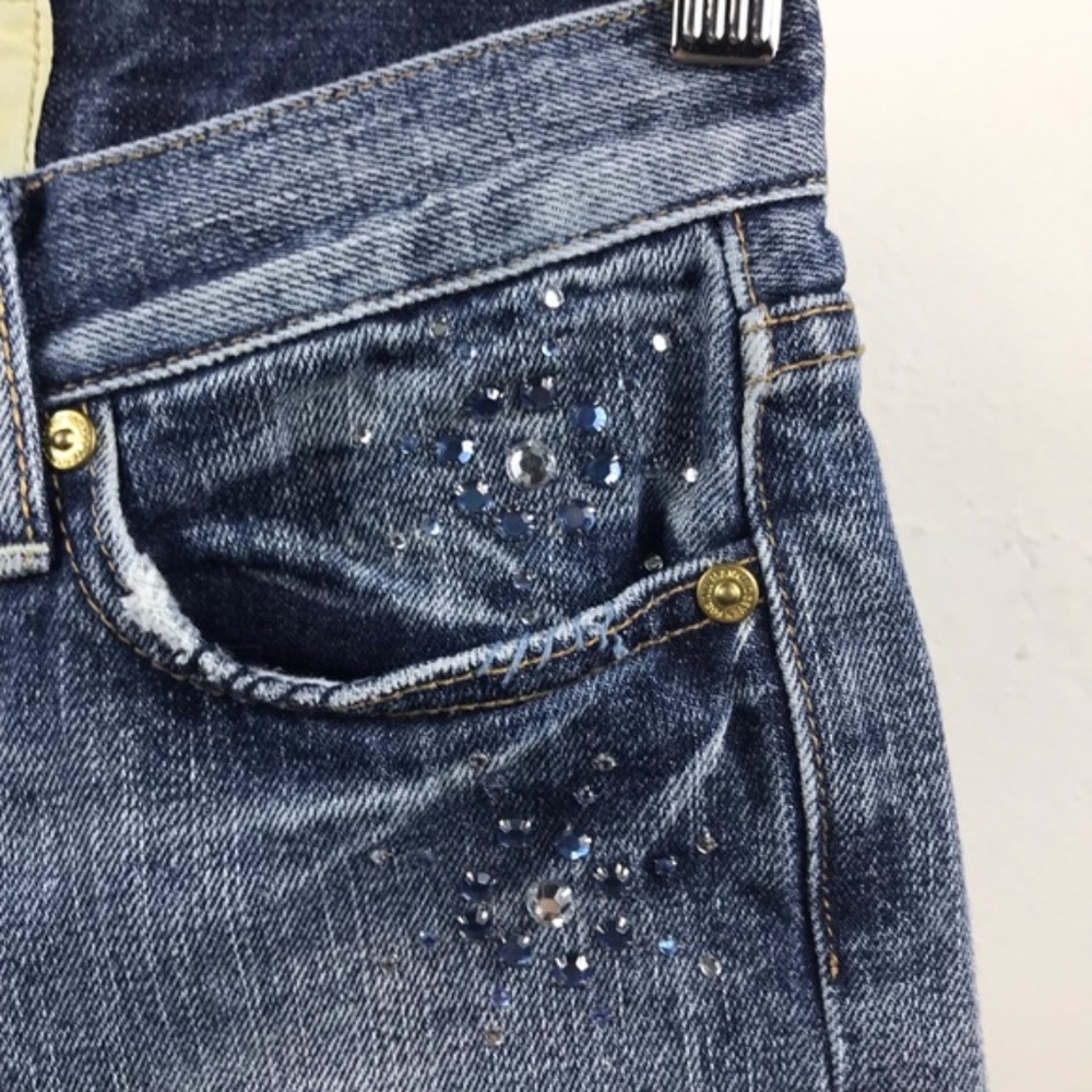 Distressed Roll Up Jean Shorts 7 For All Mankind - Picture 3 of 7